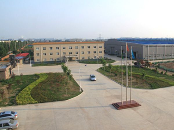 五月，歡慶過勞動者的汗水，紀念過青春沸騰的歷史。